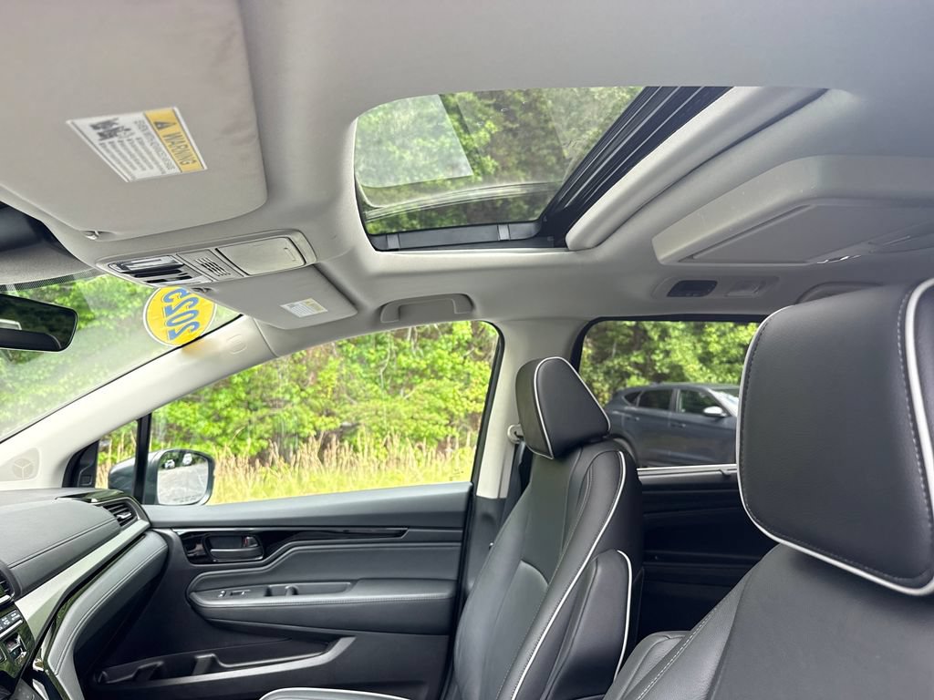 Used 2025 Honda Odyssey Touring image 22