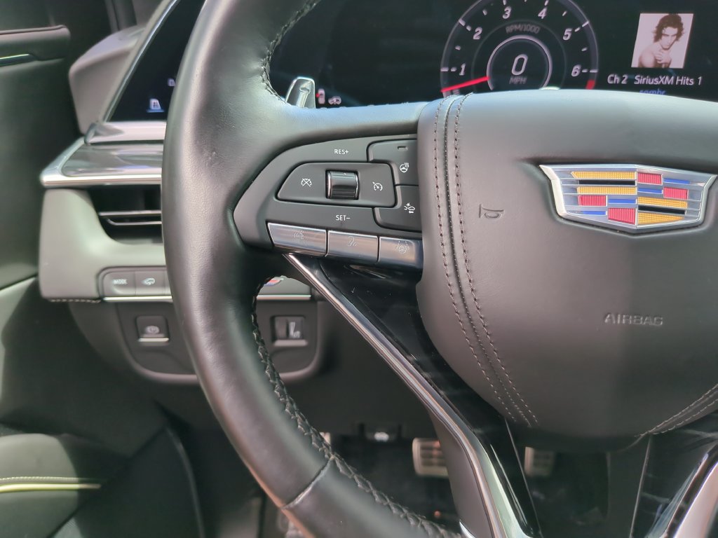 Used 2024 Cadillac Escalade ESV V AWD/4WD image 33