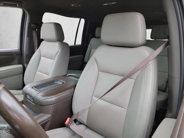 Used 2022 Chevrolet Suburban Z71 w/ Luxury Package AWD/4WD image 14