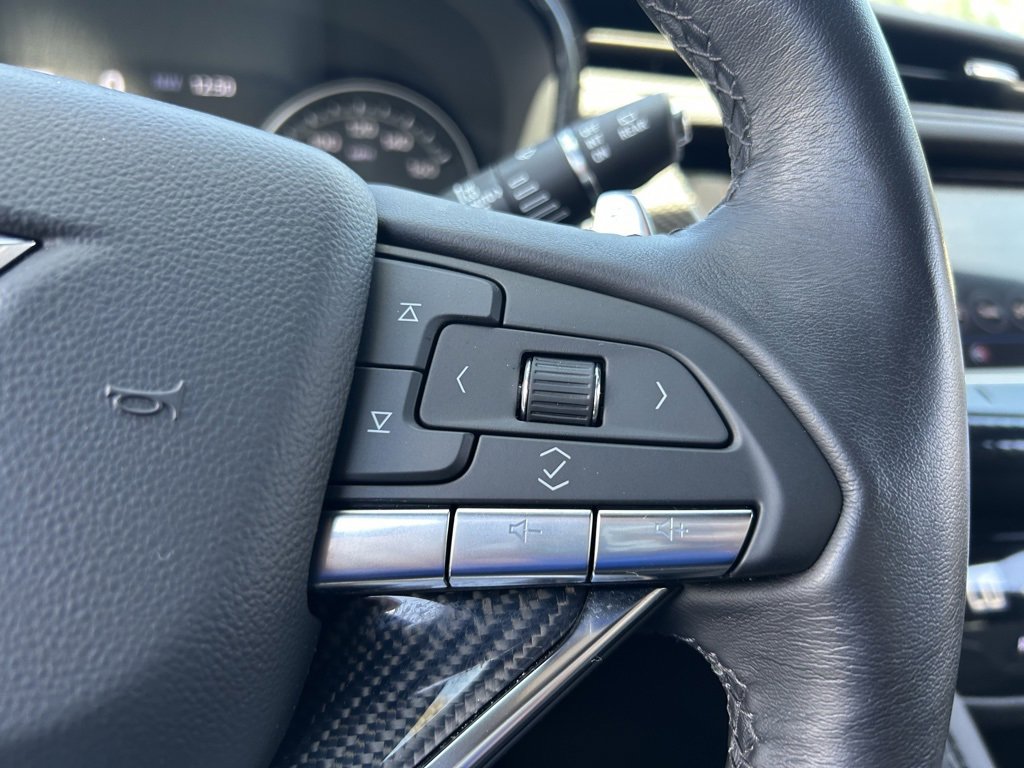 Used 2024 Cadillac XT6 Sport w/ Technology Package image 27