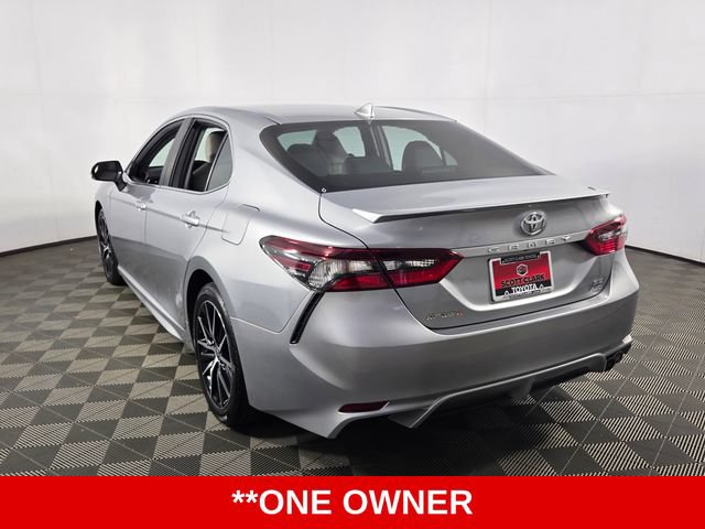 Used 2023 Toyota Camry SE AWD/4WD image 6
