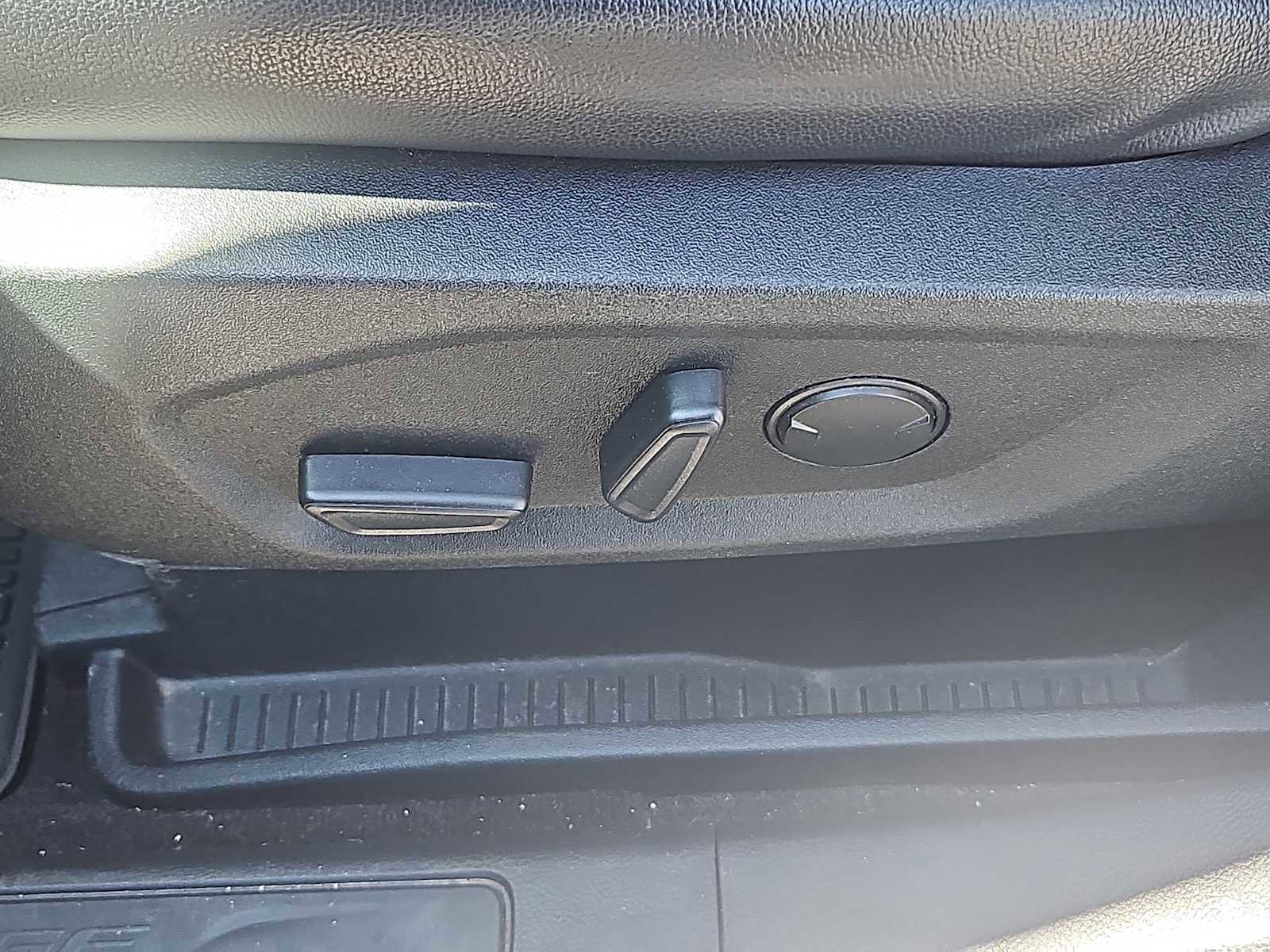 Used 2020 Ford Edge SEL w/ Convenience Package image 20