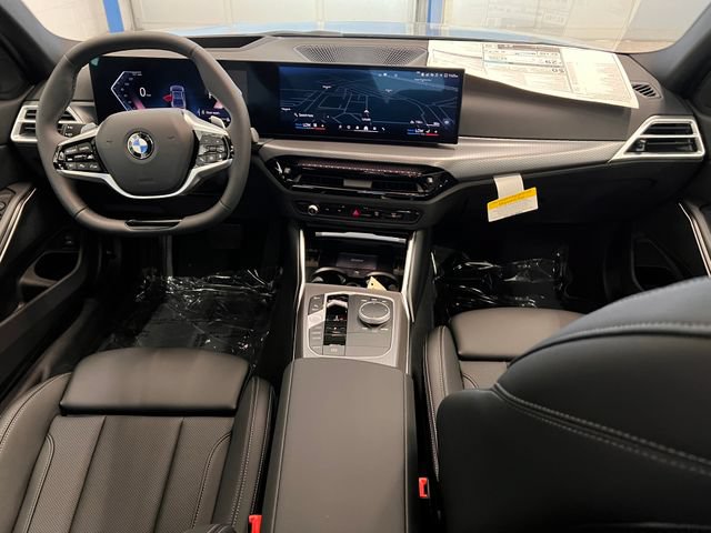 New 2026 BMW 330i xDrive Sedan w/ Premium Package AWD/4WD image 21