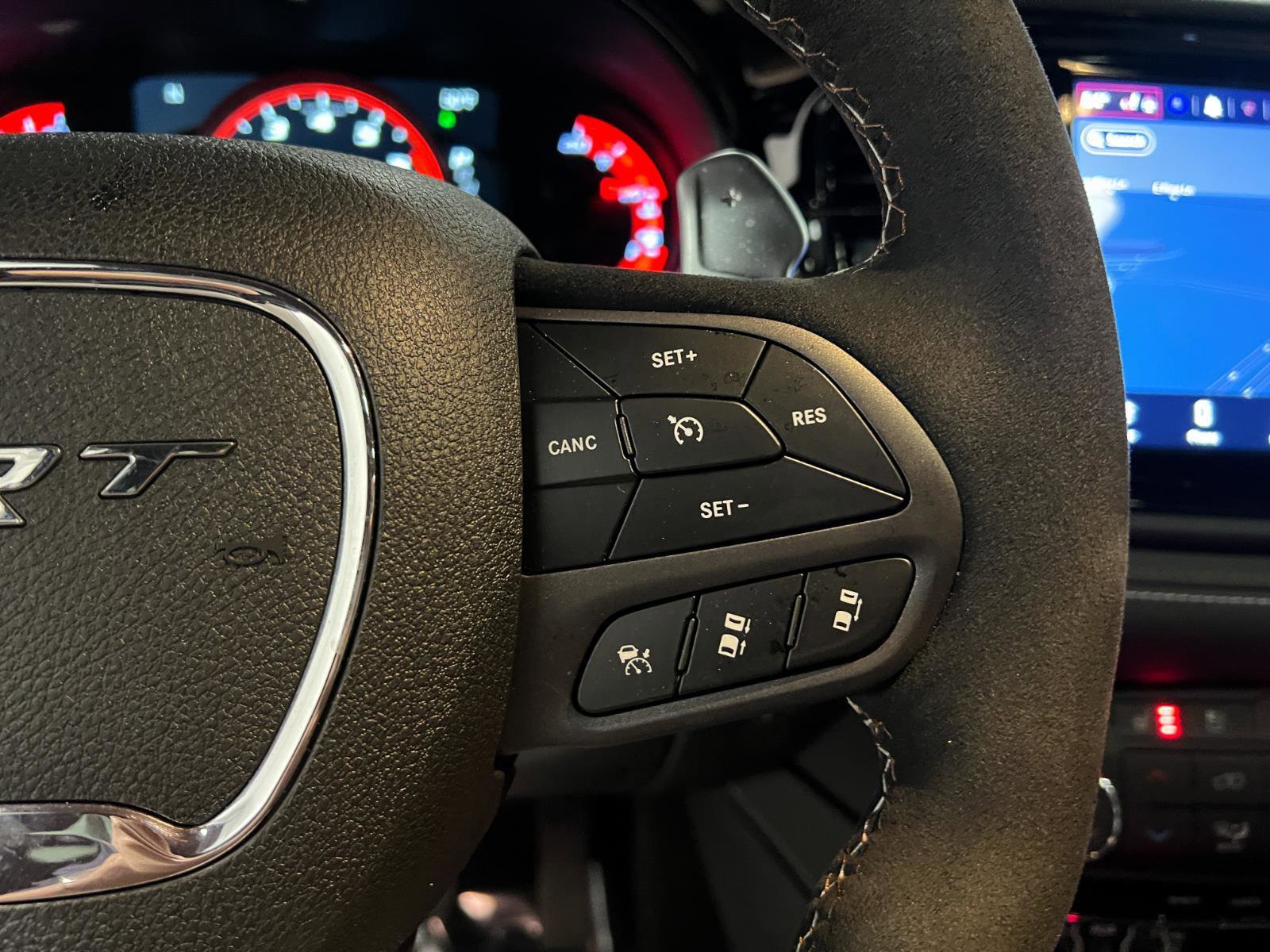 Used 2025 Dodge Durango SRT Hellcat AWD/4WD image 15