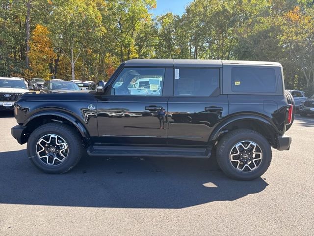 New 2025 Ford Bronco Outer Banks image 2