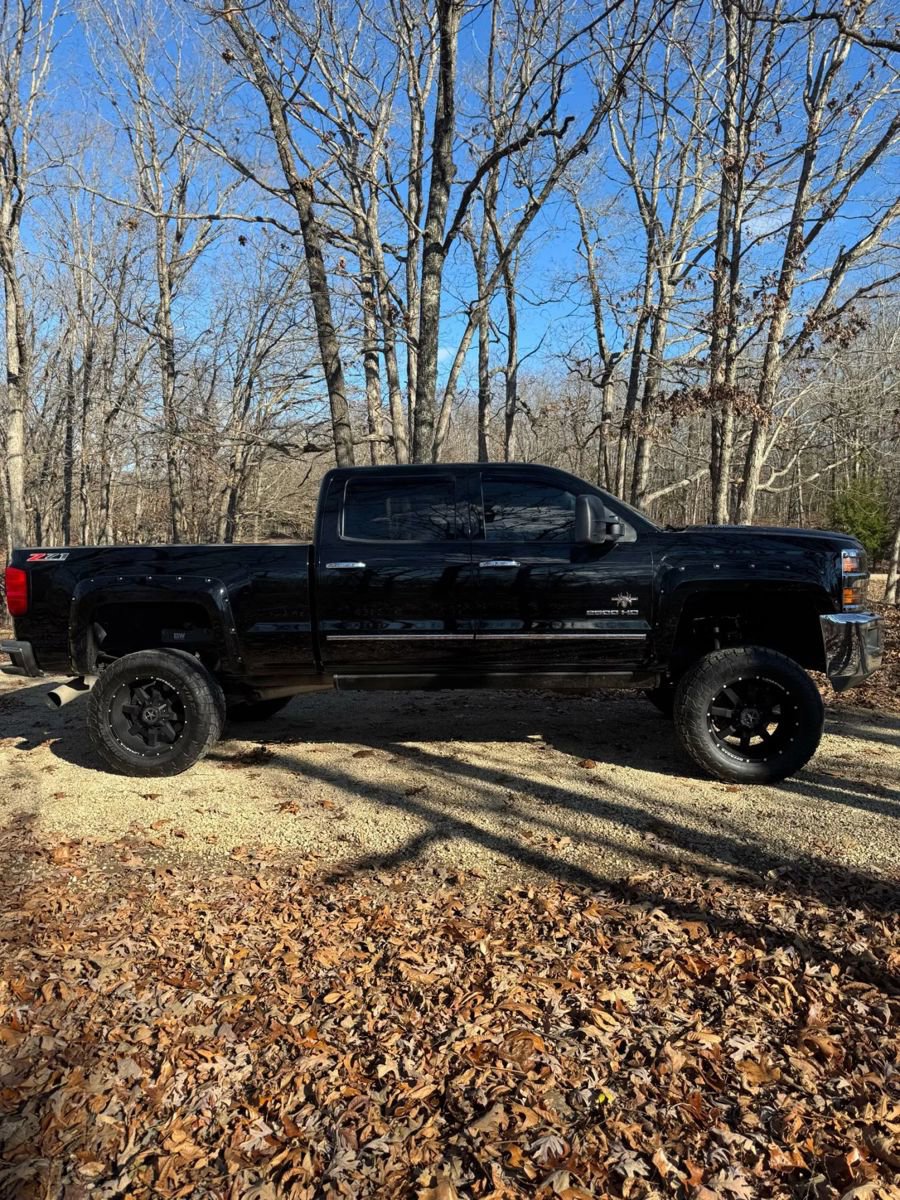 Used 2015 Chevrolet Silverado 2500 LTZ w/ Duramax Plus Package image 6
