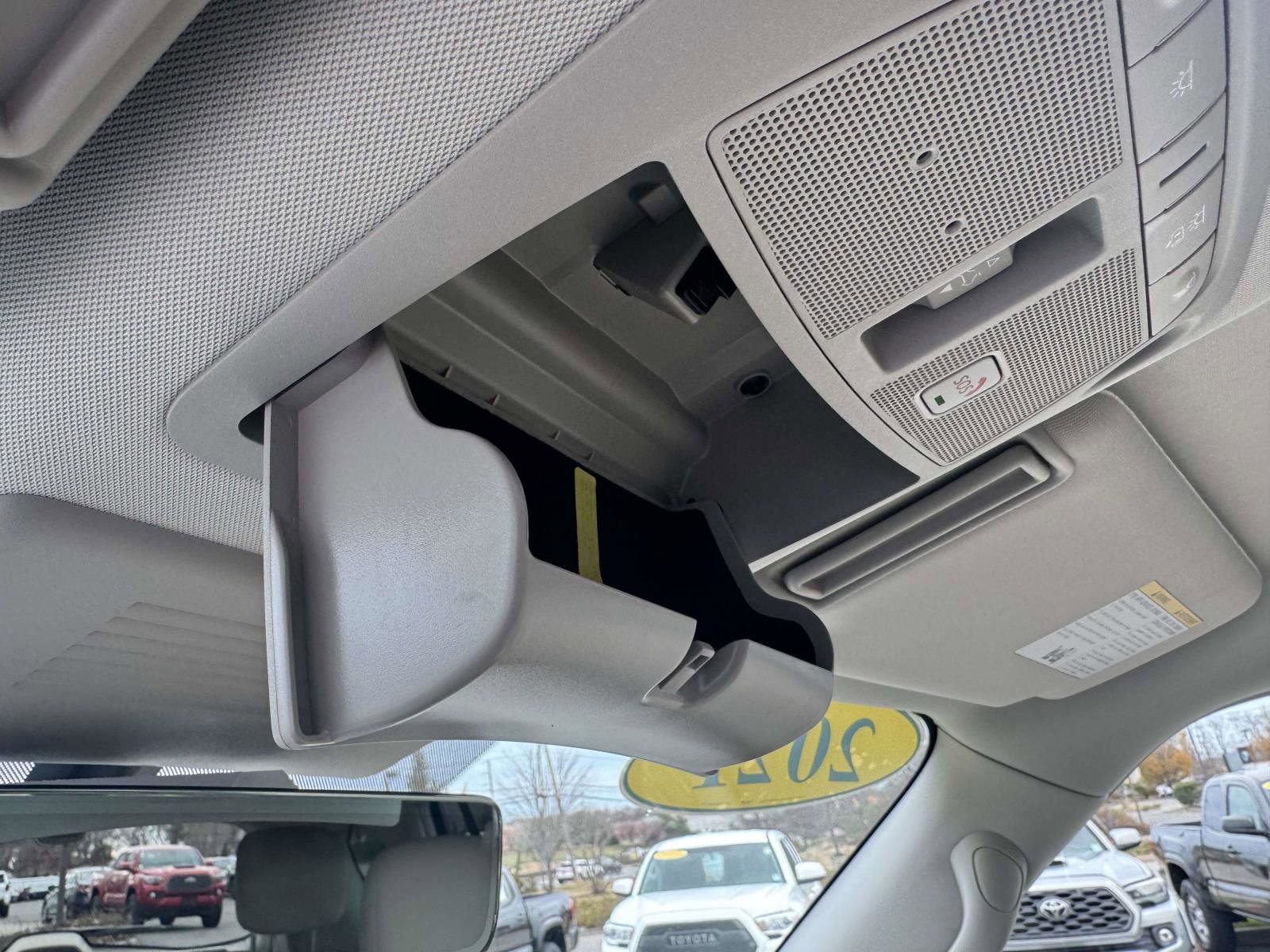 Used 2021 INFINITI QX80 Luxe w/ Cargo Package image 34