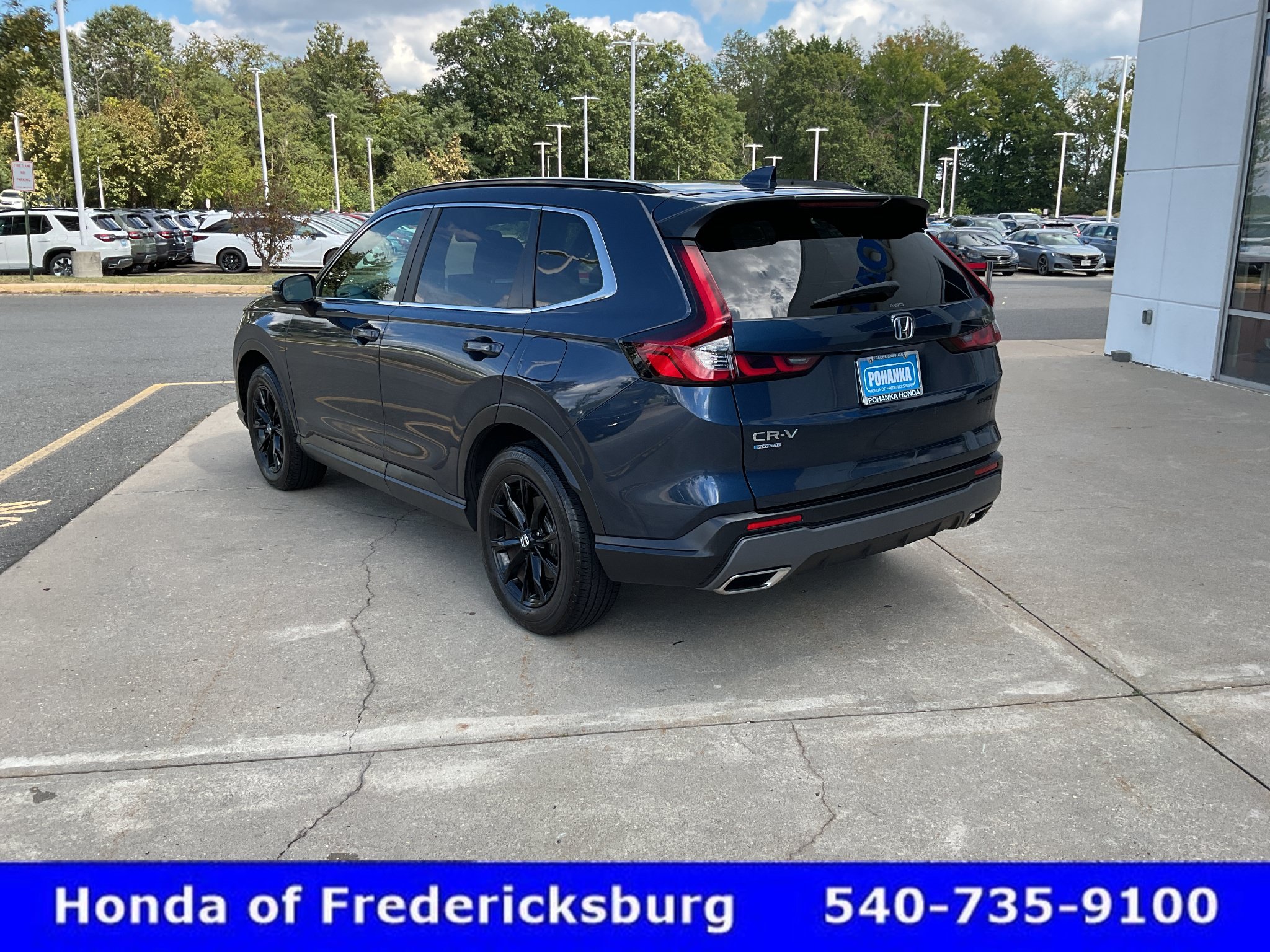 Used 2025 Honda CR-V Sport image 4