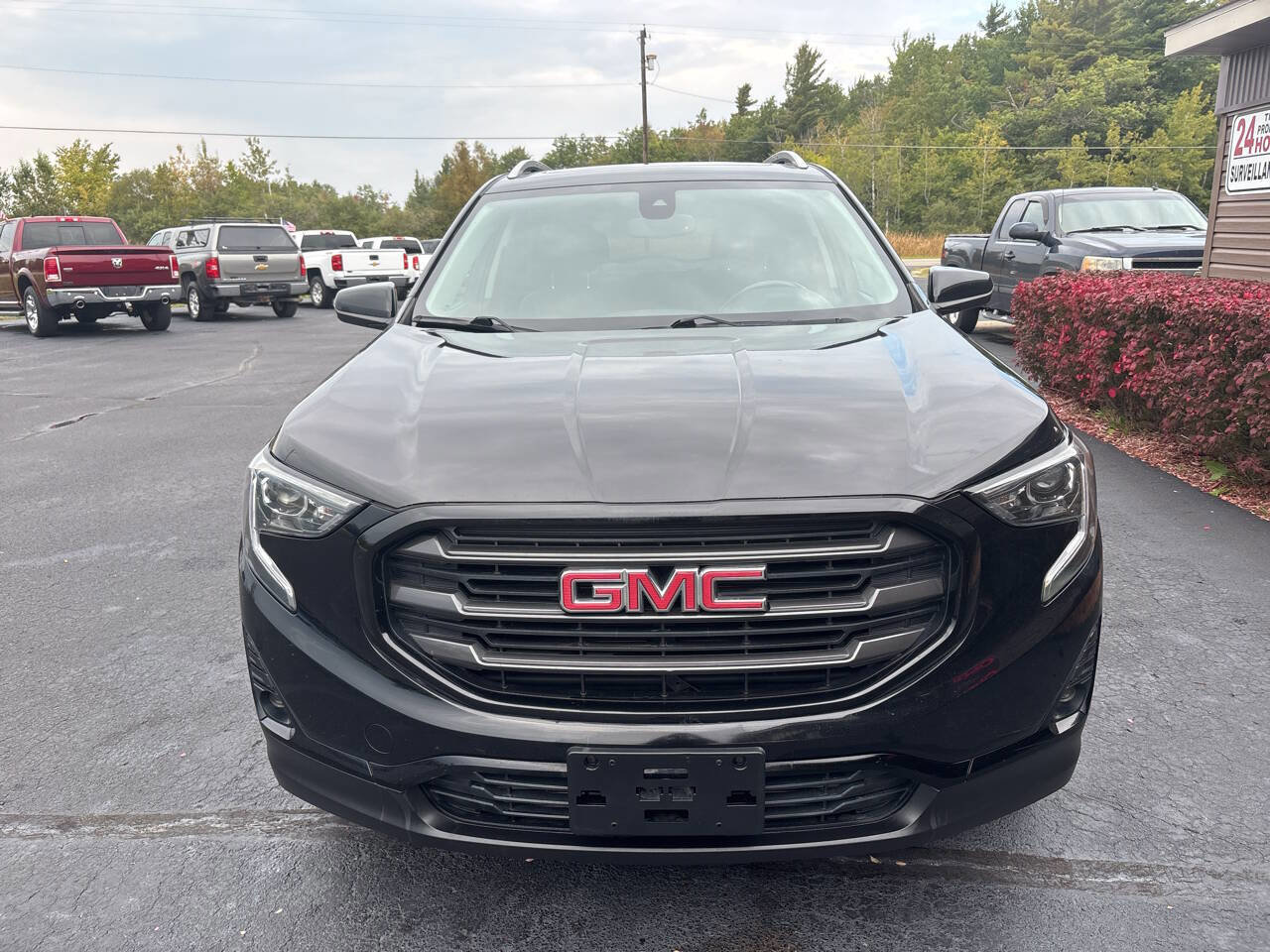 Used 2019 GMC Terrain SLT w/ Infotainment Package II image 3