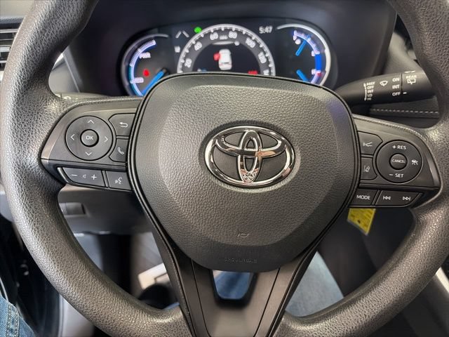 Certified 2024 Toyota RAV4 LE AWD/4WD image 17