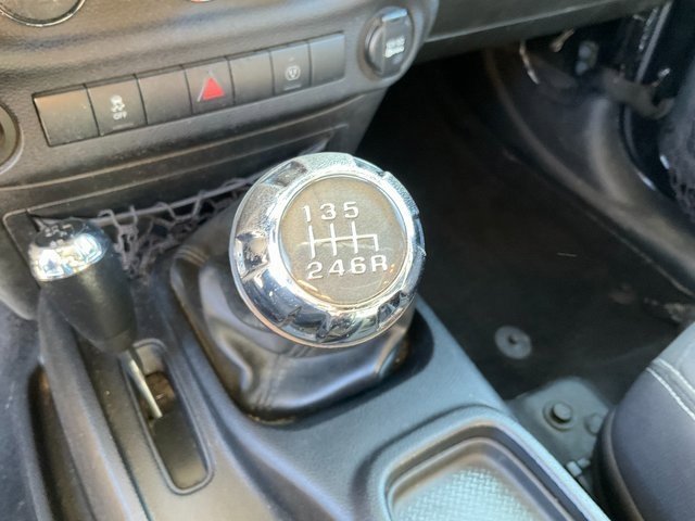 Used 2014 Jeep Wrangler Unlimited Sahara w/ Connectivity Group image 12