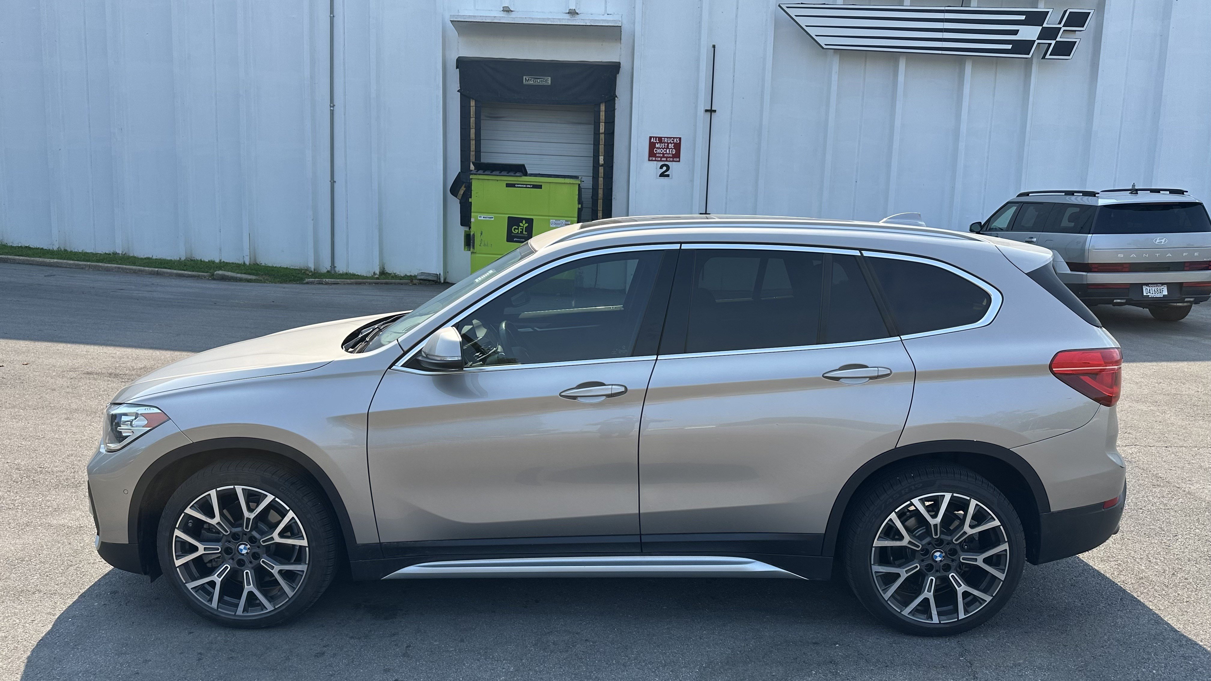 Used 2021 BMW X1 xDrive28i w/ Convenience Package AWD/4WD image 7