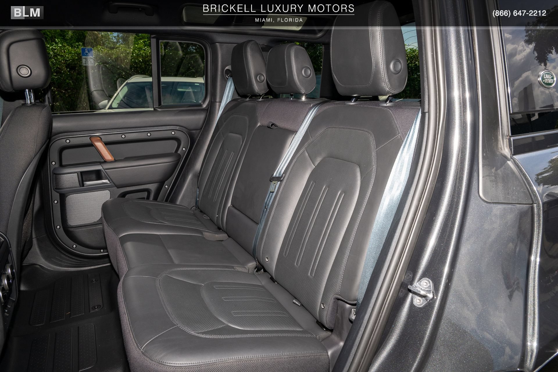 Used 2024 Land Rover Defender 110 X AWD/4WD image 8