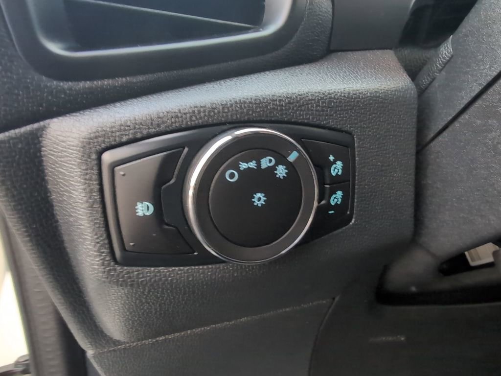 Used 2021 Ford EcoSport SE w/ SE Convenience Package image 17