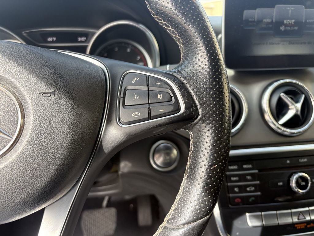 Used 2018 Mercedes-Benz CLA 250 image 17