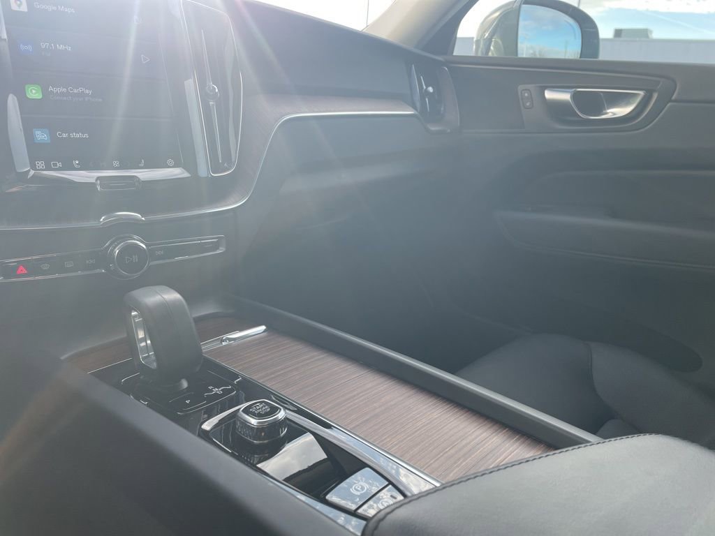 Certified 2023 Volvo XC60 B5 Plus w/ Climate Package image 34