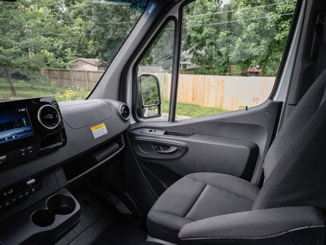 Certified 2025 Mercedes-Benz Sprinter 2500 image 27