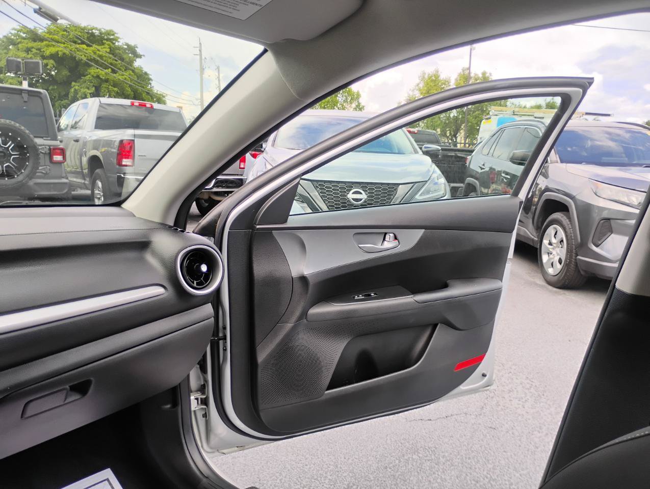 Used 2021 Kia Forte LXS FWD image 71