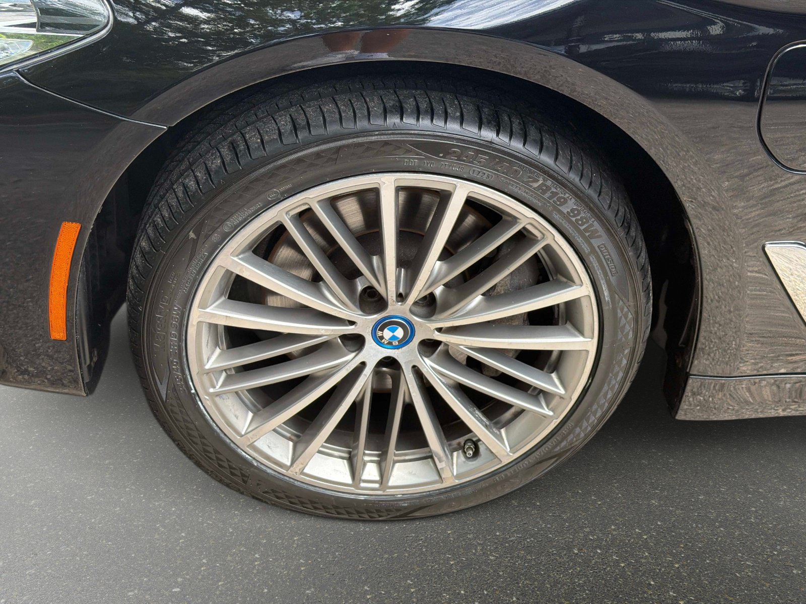 Used 2018 BMW 530e xDrive AWD/4WD image 10