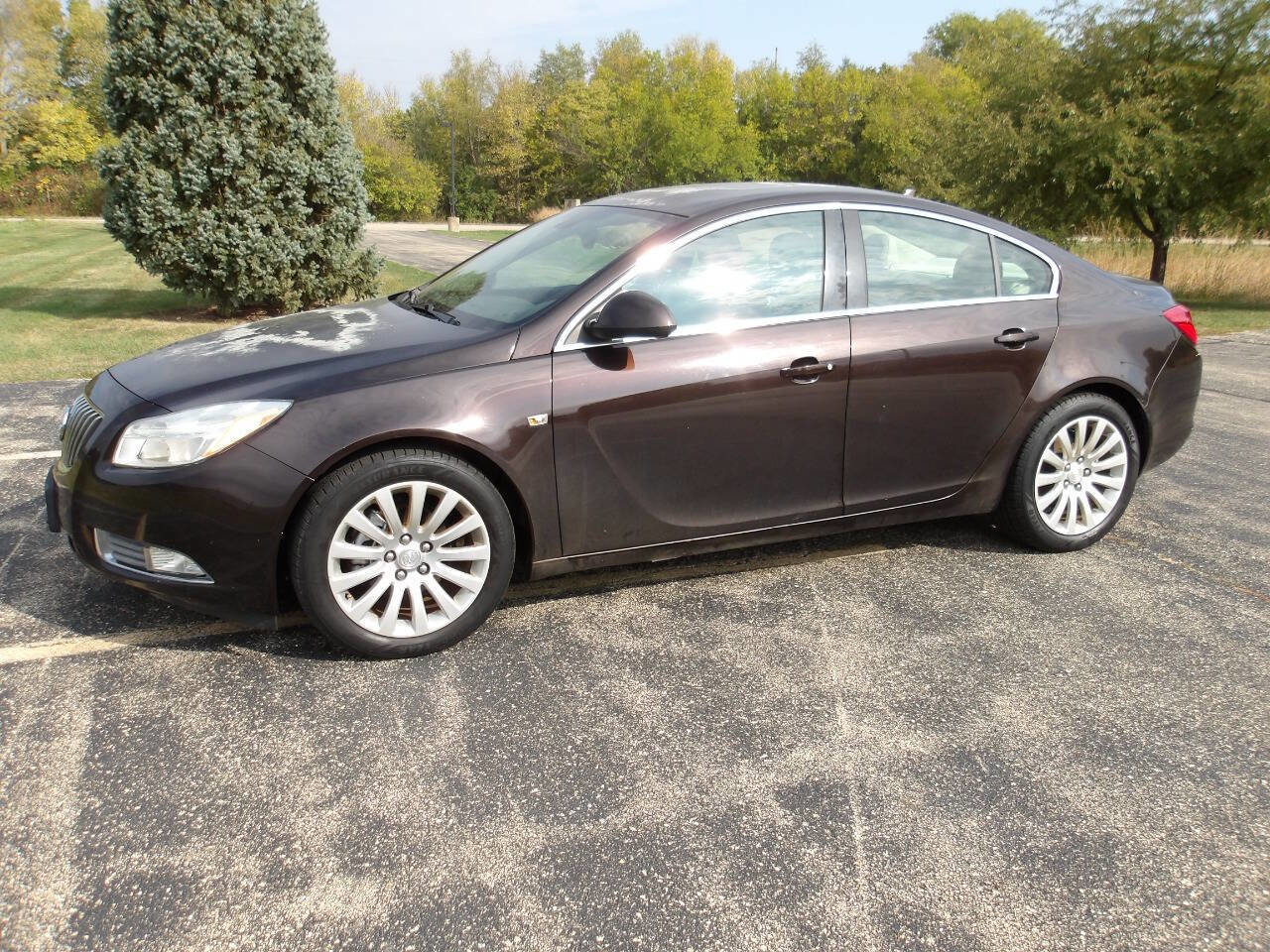 Used 2011 Buick Regal CXL image 8