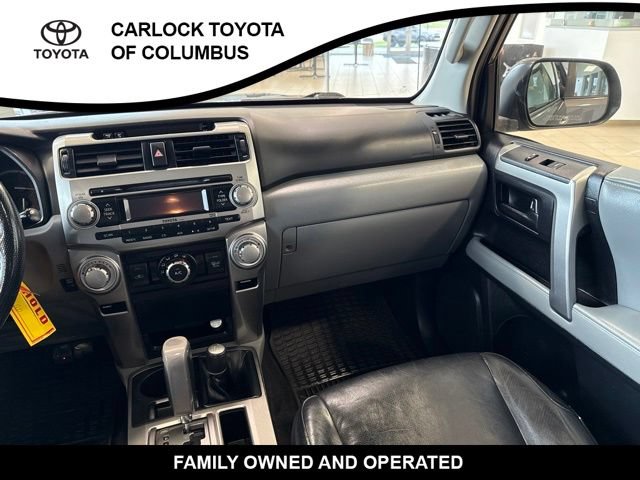 Used 2011 Toyota 4Runner SR5 w/ Premium Pkg w/Leather AWD/4WD image 20