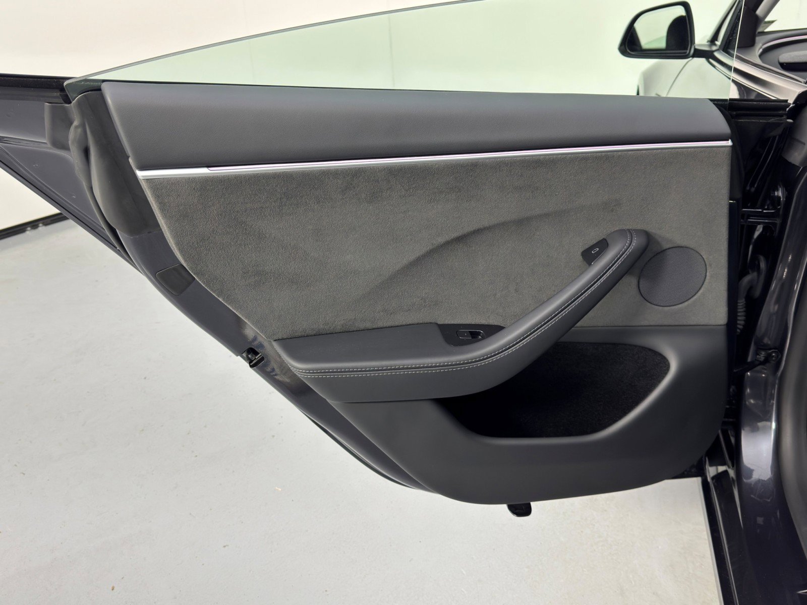 Used 2024 Tesla Model 3 Long Range image 52