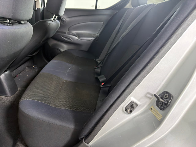 Used 2012 Nissan Versa SV FWD image 20