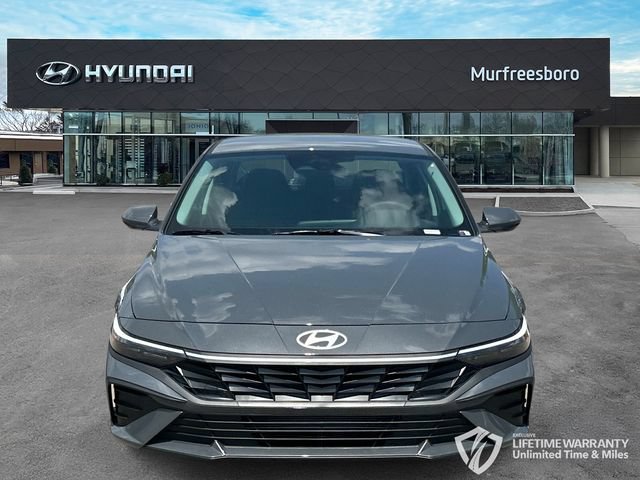 New 2026 Hyundai Elantra SE FWD image 2
