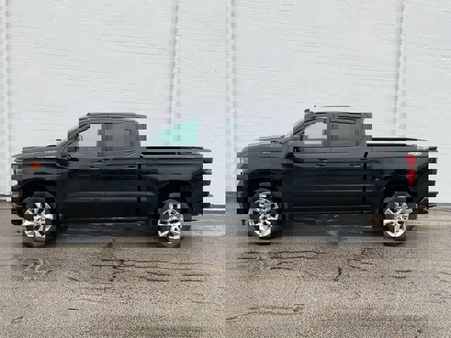Used 2024 Chevrolet Silverado 1500 Custom image 35