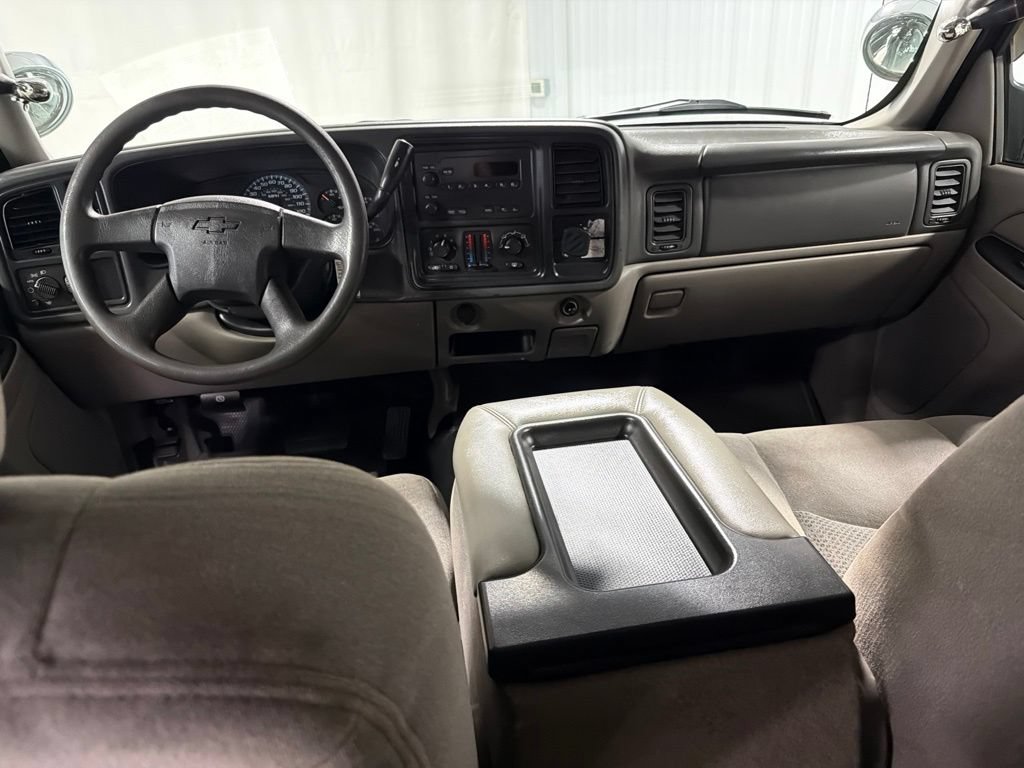 Used 2004 Chevrolet Tahoe 4WD w/ Skid Plate Package image 3