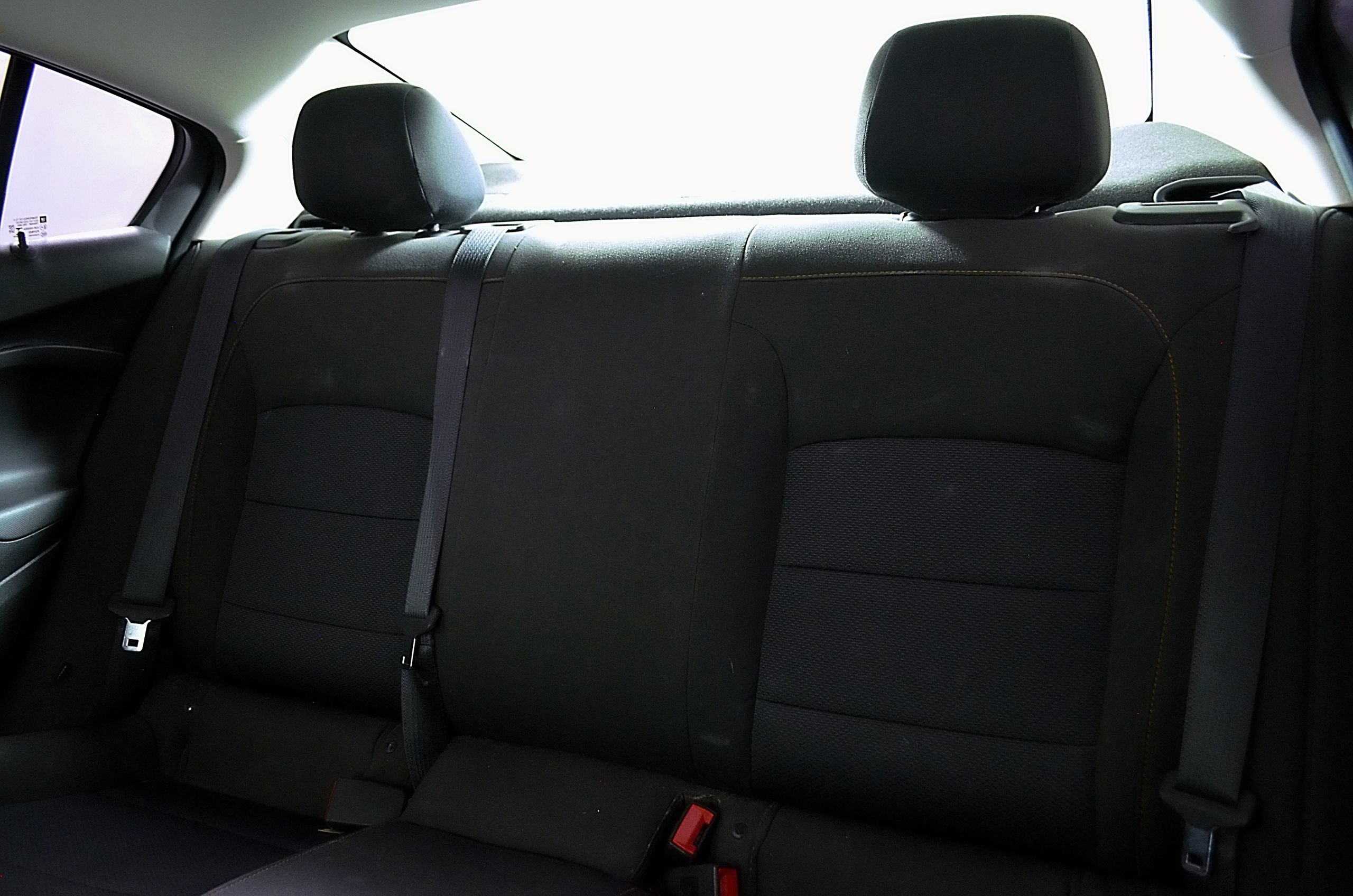 Used 2018 Chevrolet Cruze LS FWD image 17
