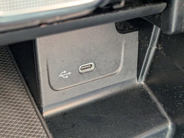 Used 2023 Mercedes-Benz C 300 Sedan image 18