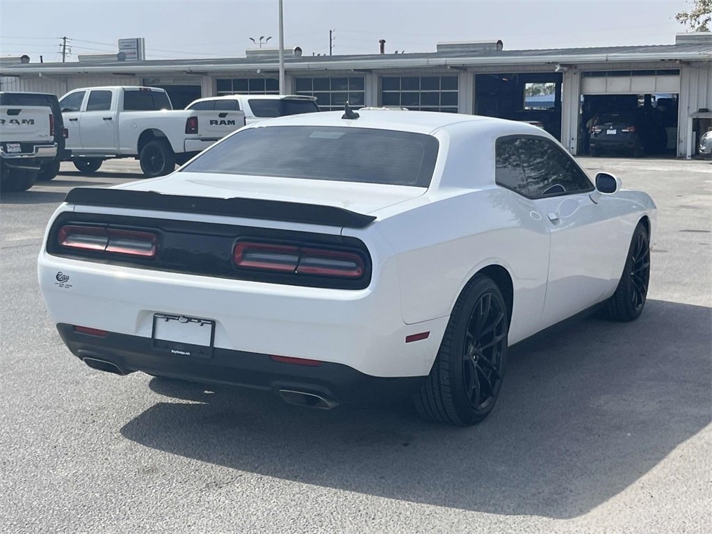 Used 2021 Dodge Challenger R/T w/ Plus Package image 5
