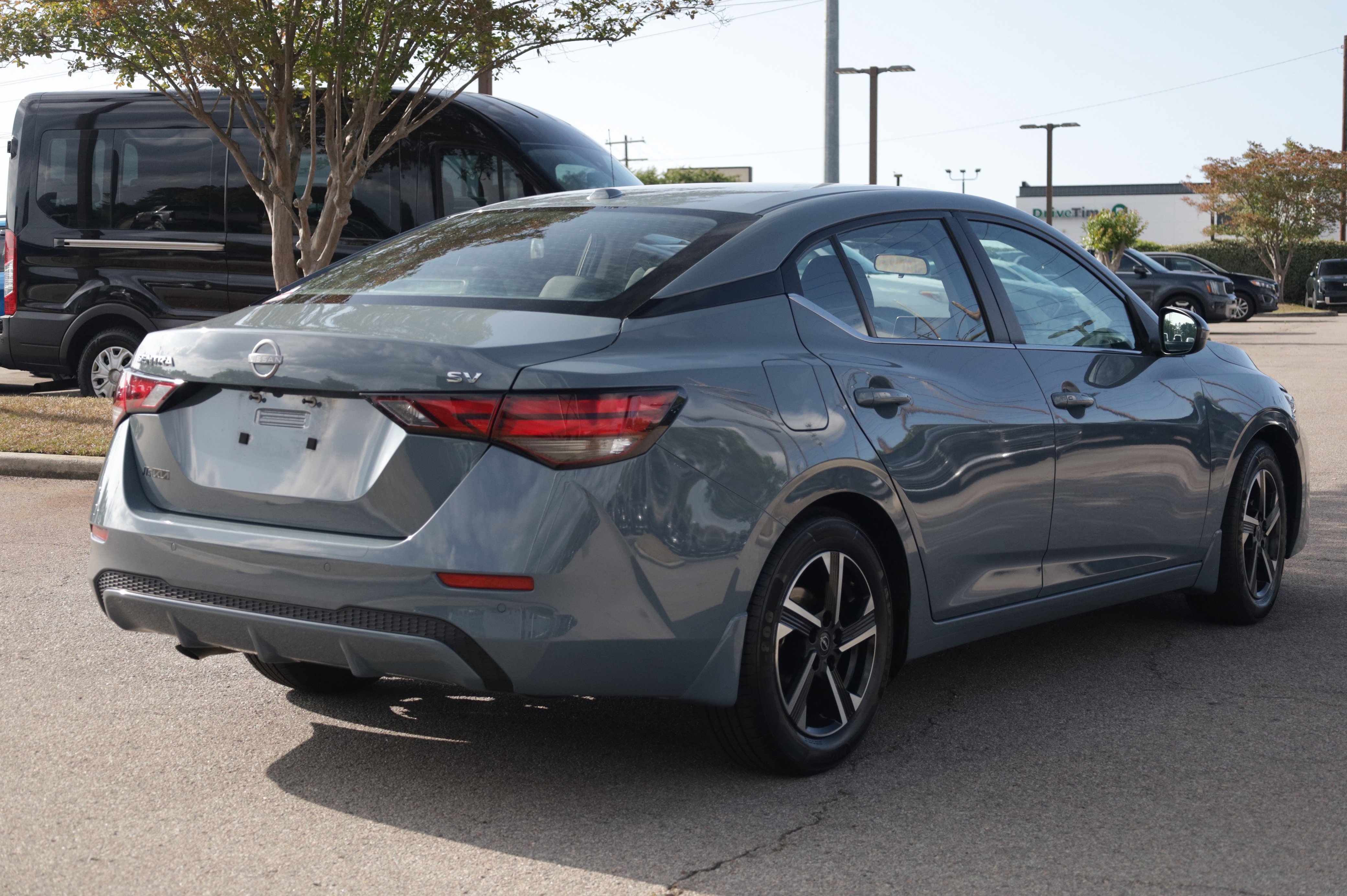 Used 2024 Nissan Sentra SV FWD image 5