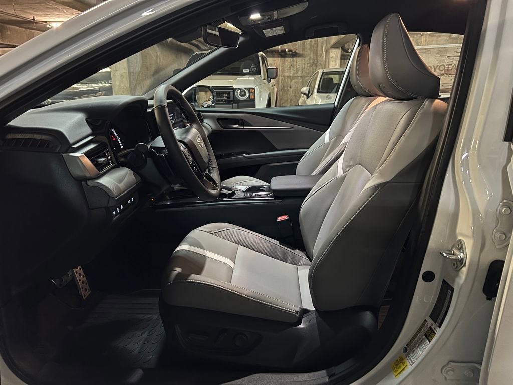 New 2026 Toyota Camry SE image 8