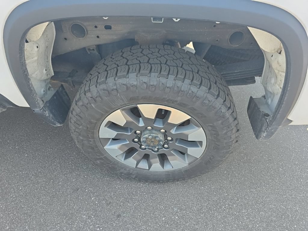 Used 2024 Chevrolet Silverado 2500 Custom w/ Custom Convenience Package AWD/4WD image 8