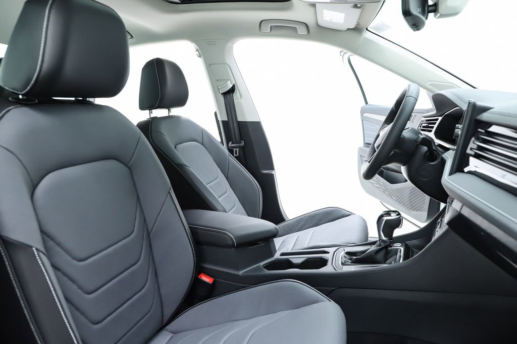 New 2026 Volkswagen Jetta SEL FWD image 35