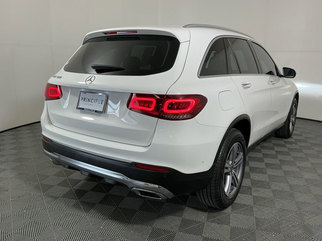 Used 2022 Mercedes-Benz GLC 300 image 5