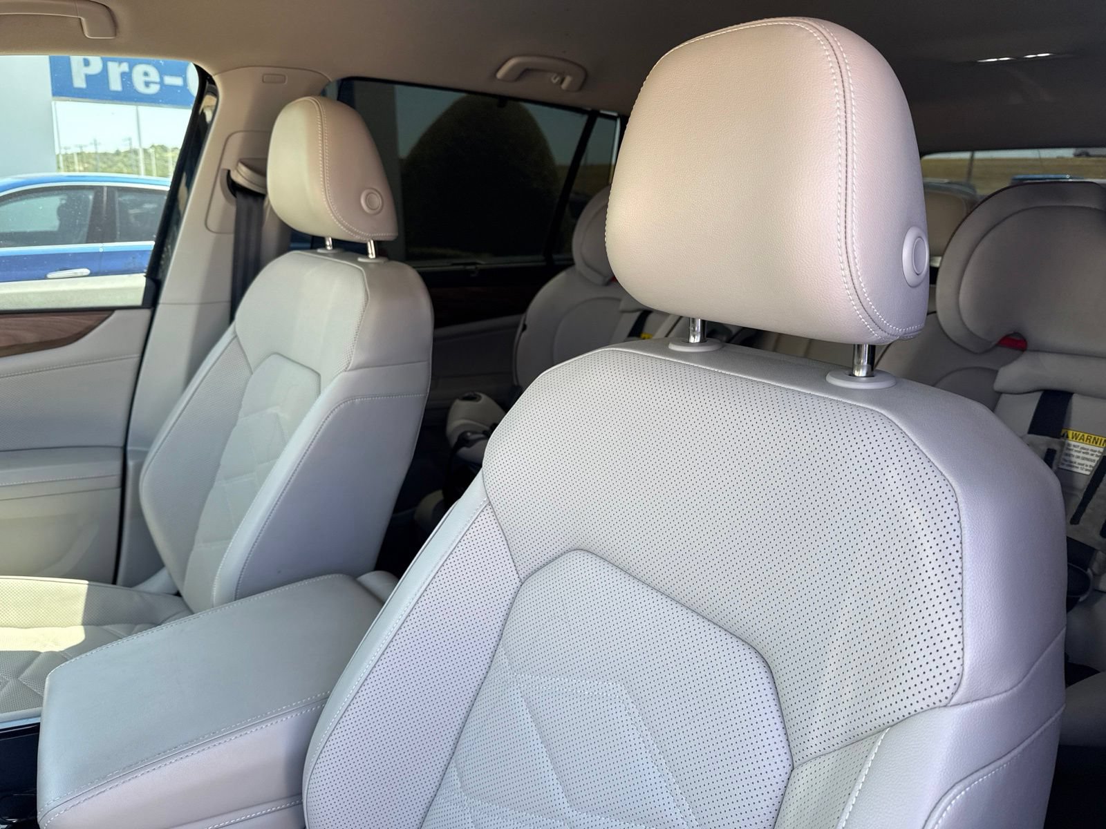 Used 2024 Volkswagen Atlas SE FWD image 15