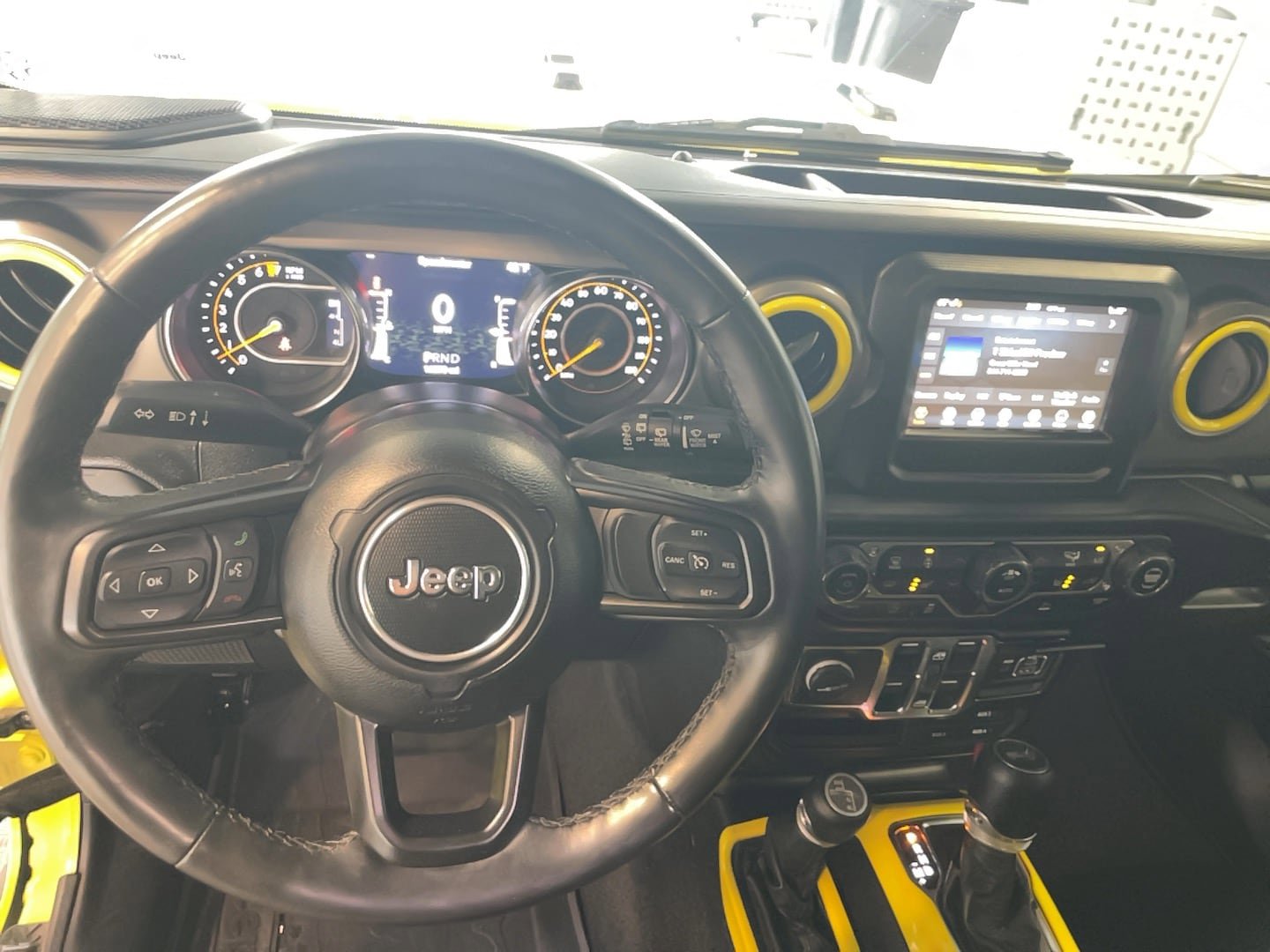 Used 2022 Jeep Wrangler Unlimited Sport image 16