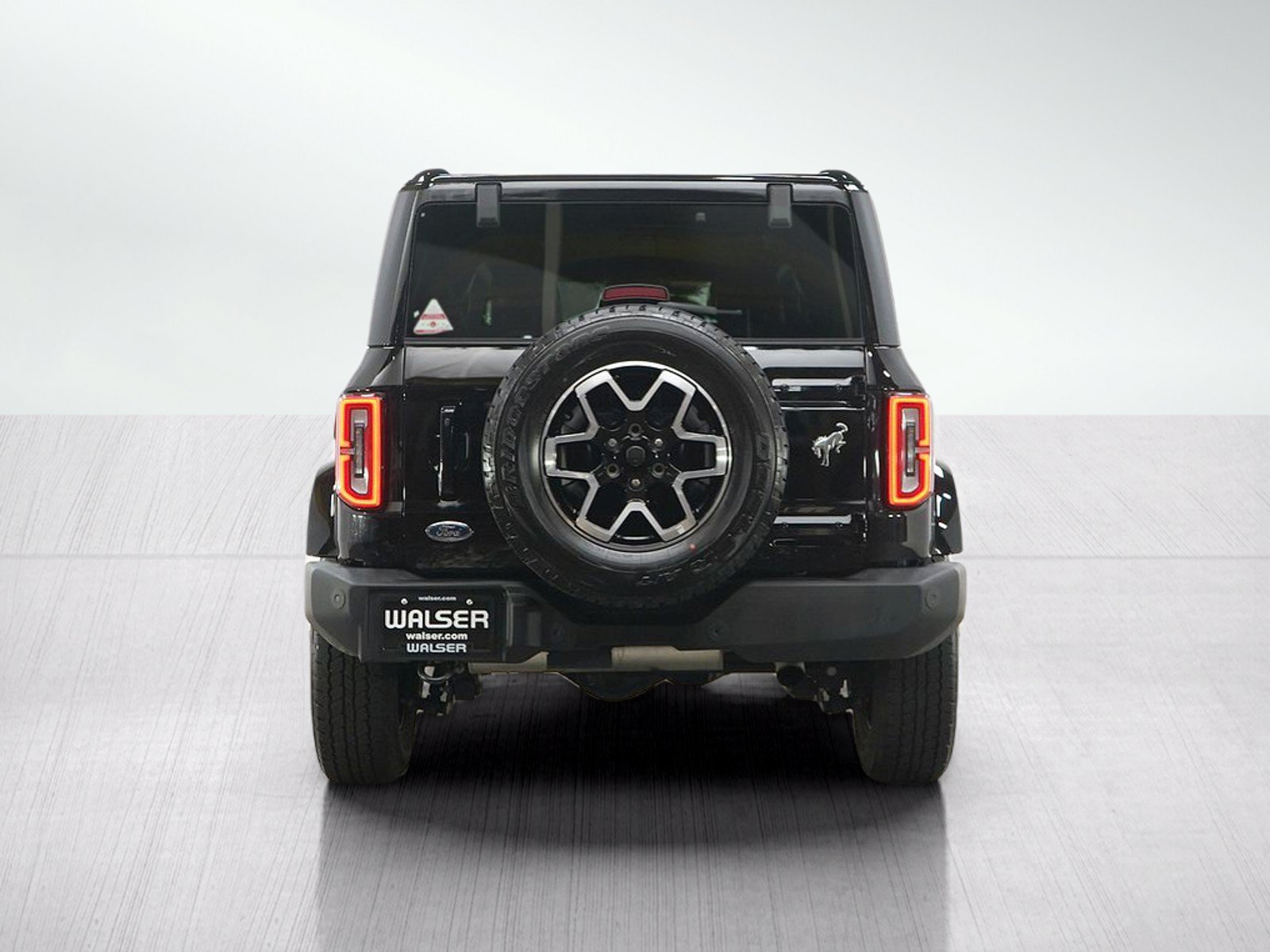 Used 2025 Ford Bronco Outer Banks AWD/4WD image 4