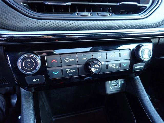 Used 2022 Jeep Compass Trailhawk w/ Sun and Sound Group image 22