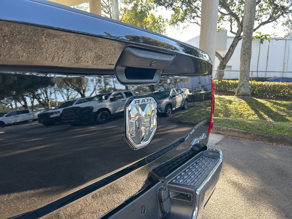 Used 2024 RAM 3500 Big Horn w/ Bed Utility Group image 20