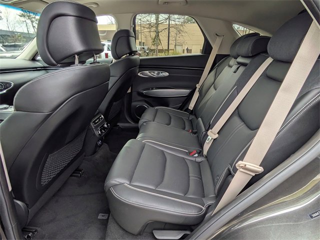 Used 2025 Genesis Electrified GV70 Advanced image 14