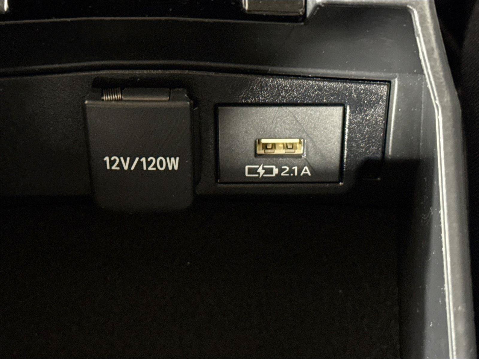 Certified 2020 Toyota Corolla LE FWD image 30