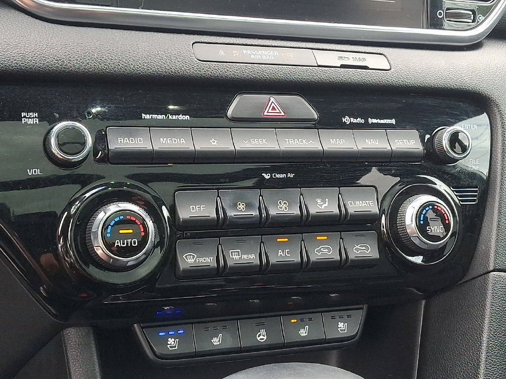 Certified 2022 Kia Sportage SX AWD/4WD image 20