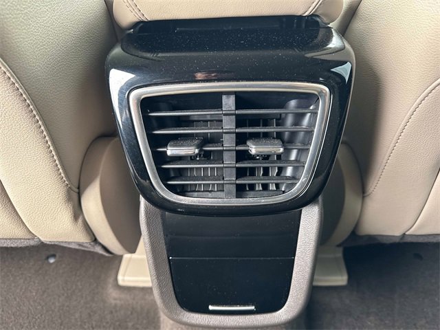 Used 2022 Lincoln Nautilus FWD image 13