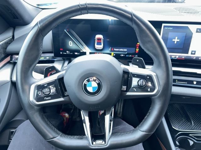 Used 2024 BMW 540i xDrive w/ Executive Package image 13