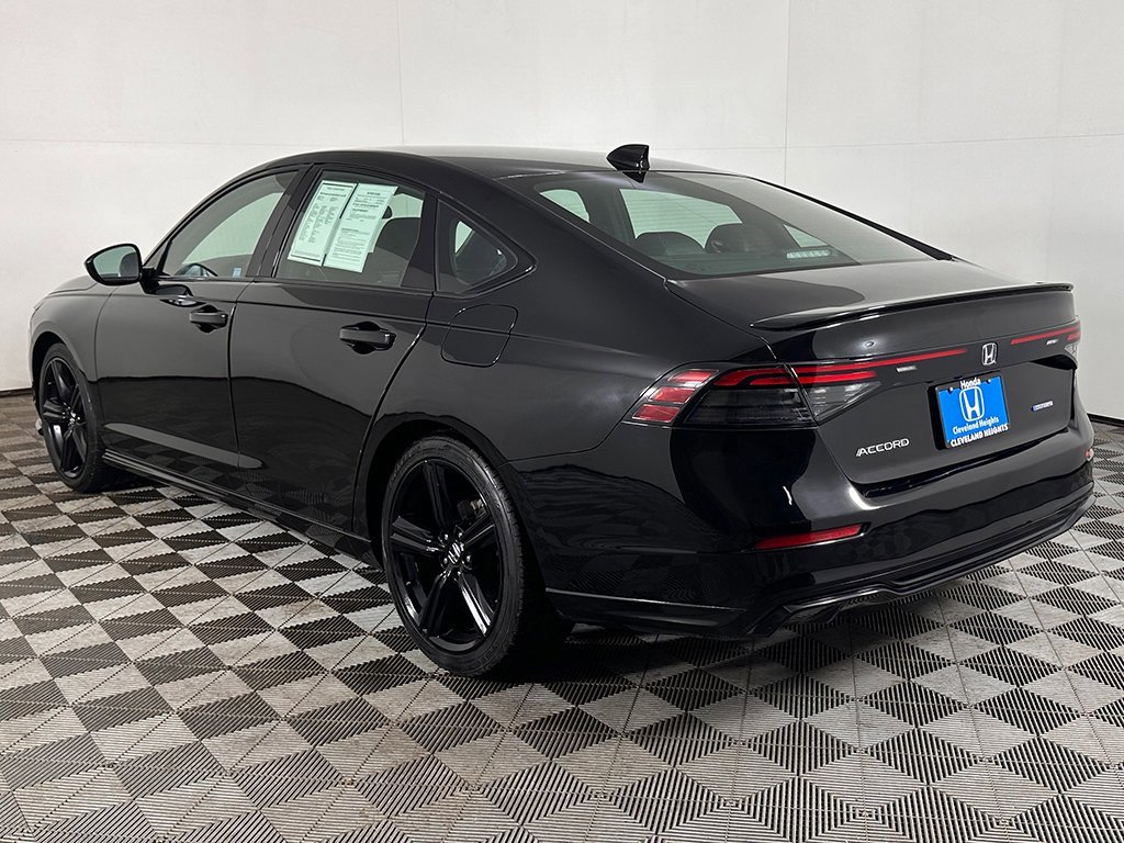 Used 2023 Honda Accord Sport image 8