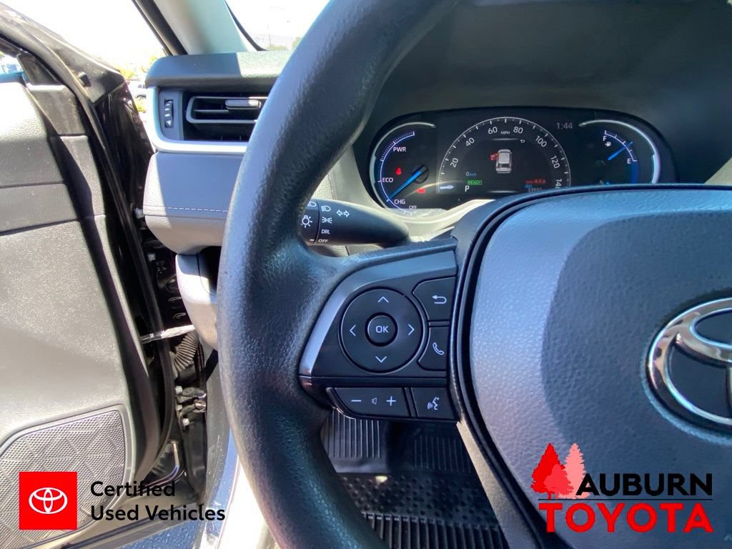 Certified 2024 Toyota RAV4 LE AWD/4WD image 36